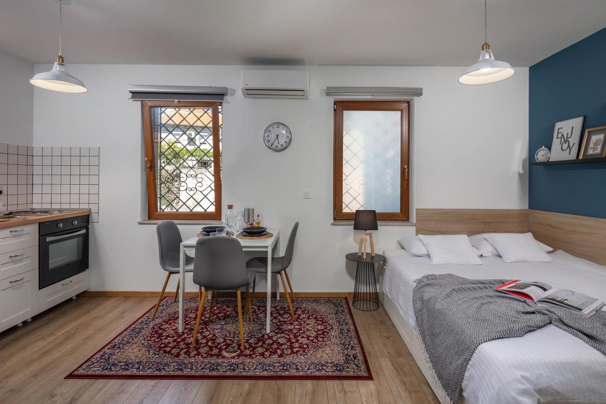 Agostini - Contactless Apartments Vukovarska Рийека Стая снимка