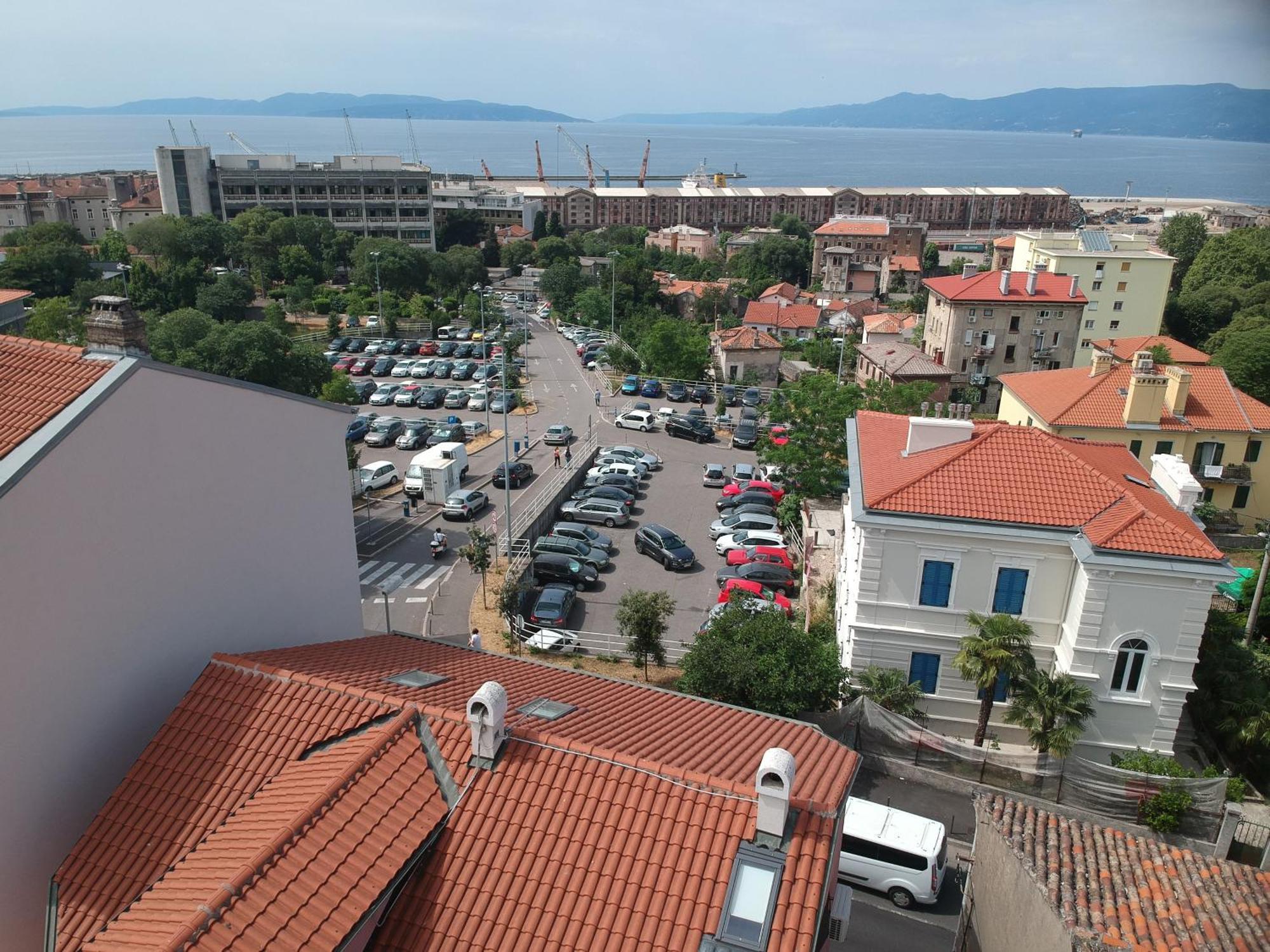 Agostini - Contactless Apartments Vukovarska Рийека Екстериор снимка