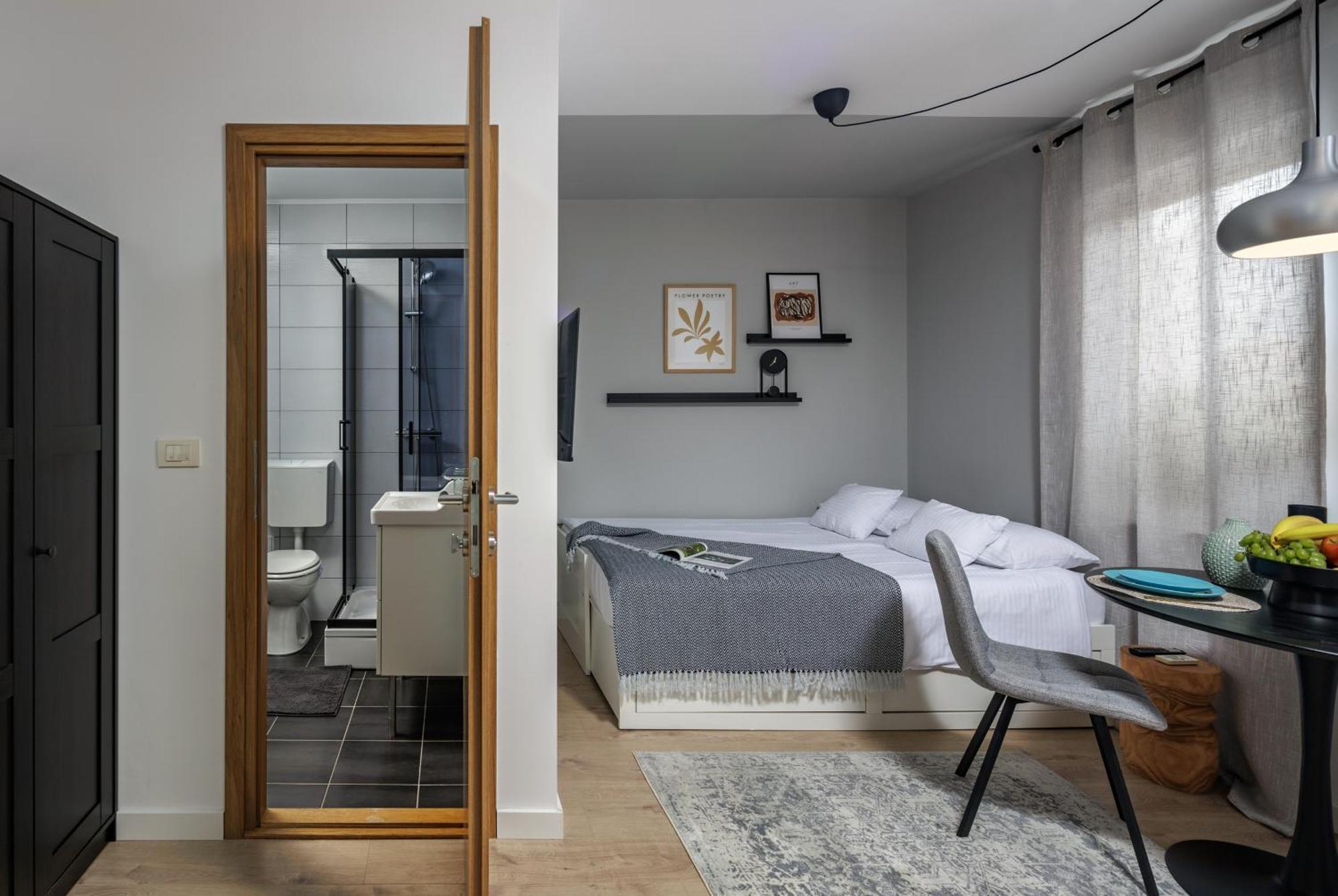 Agostini - Contactless Apartments Vukovarska Рийека Екстериор снимка